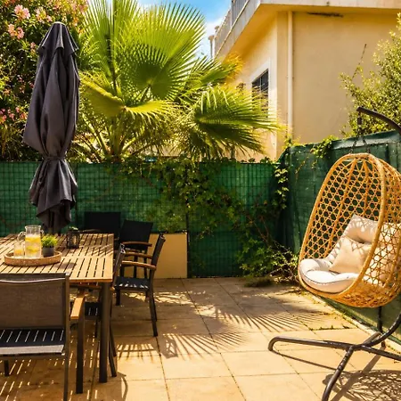T4 Moderne Climatise - Parking Prive- Terrasse - - شقة